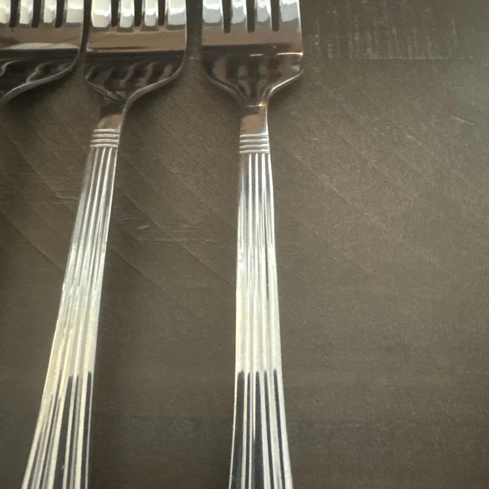 International Symmetry Stainless 6 Dinner Forks Replacement Silverware Flatware